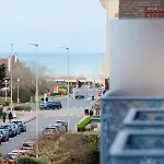 Le Bagatelle 300M De La Plage Cls Deauville